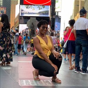 Meet your Posher, Mari